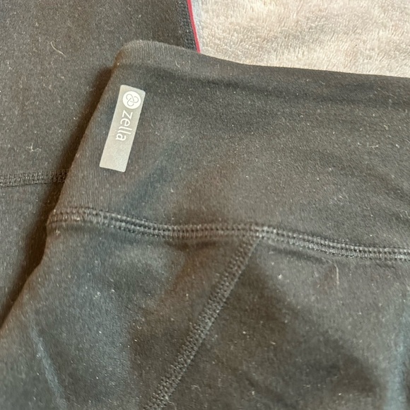 Zella Leggings with Zipper Slit at Ankles - Picture 7 of 9